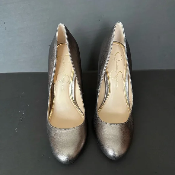 NWOT Jessica Simpson Pewter heels - Picture 10 of 11